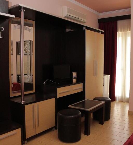 ホテル Fieri International