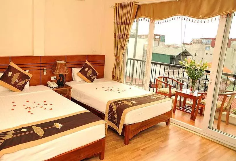Sunflower Hotel & Travel