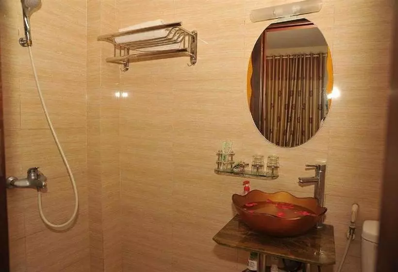 Sunflower Hotel & Travel