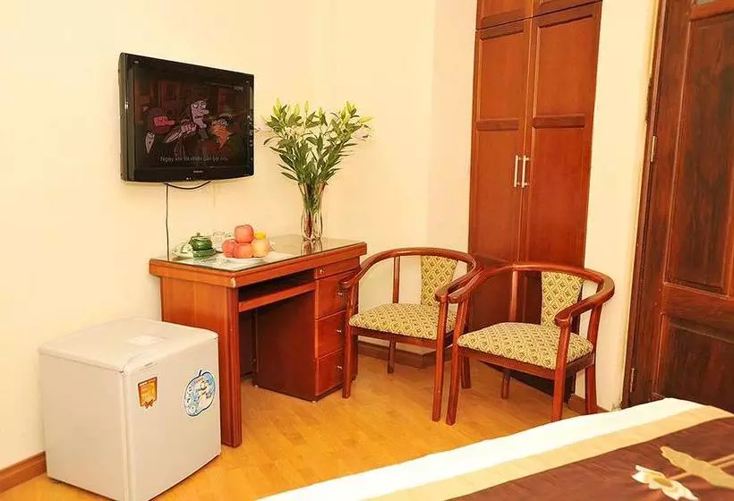 Sunflower Hotel & Travel