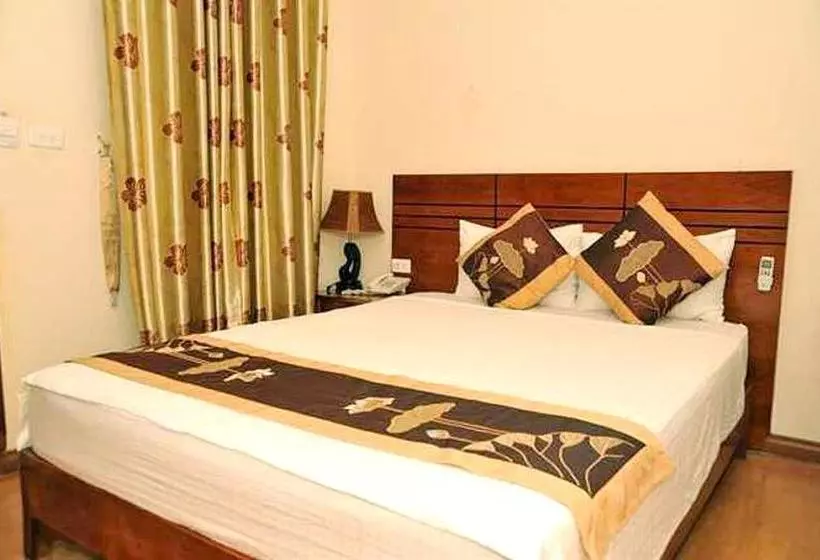 Sunflower Hotel & Travel