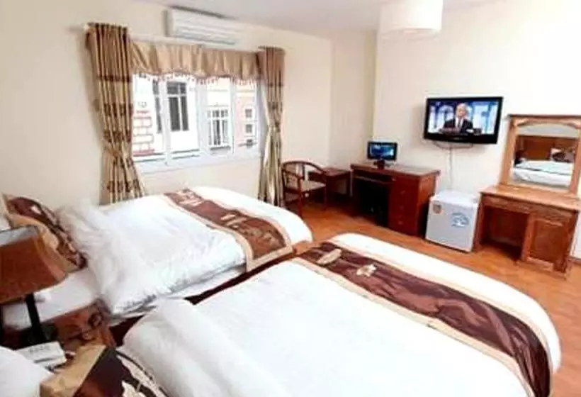 Sunflower Hotel & Travel