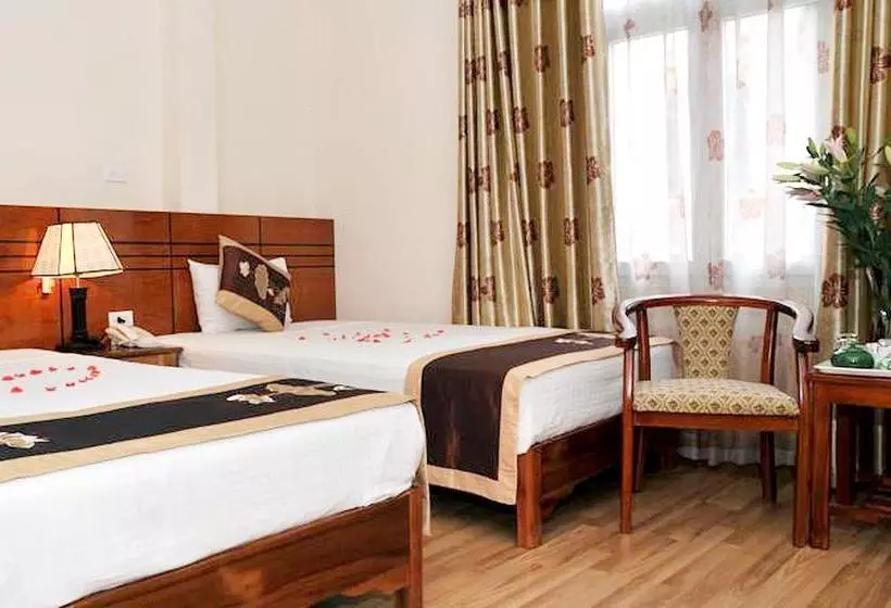 Sunflower Hotel & Travel