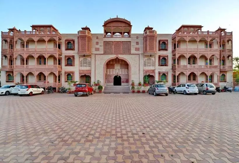 ホテル Oyo 1006  Red Fort