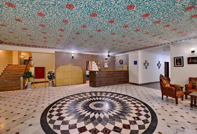 ホテル Oyo 1006  Red Fort