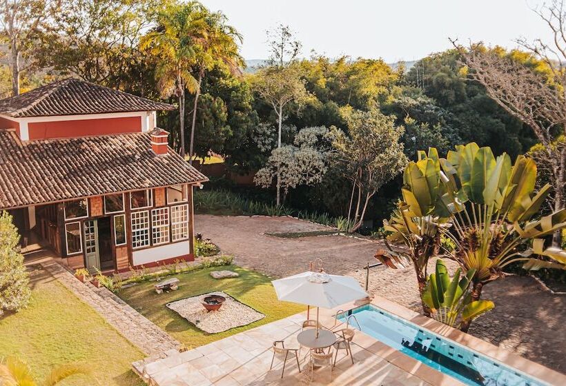 Hotel Pousada D Oleo De Guignard