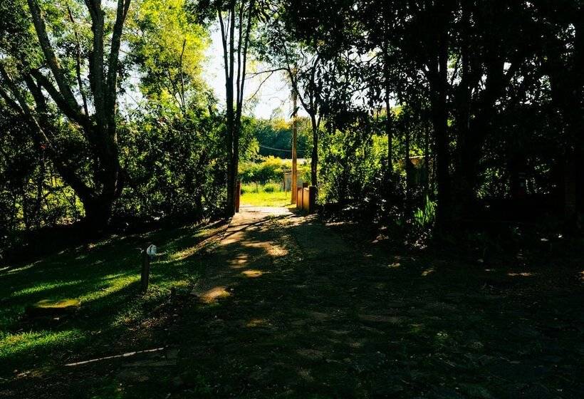 Hotel Pousada D Oleo De Guignard