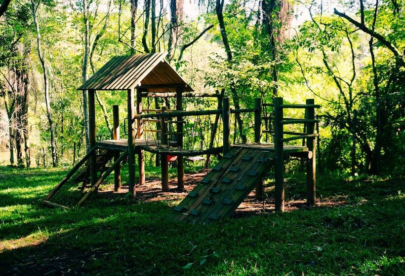 Hotel Pousada D Oleo De Guignard