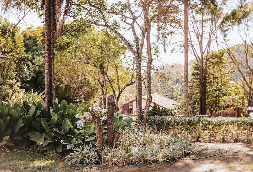 Hotel Pousada D Oleo De Guignard