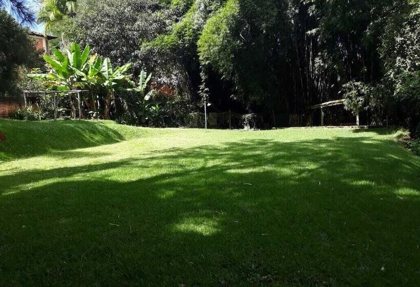 Hotel Pousada D Oleo De Guignard