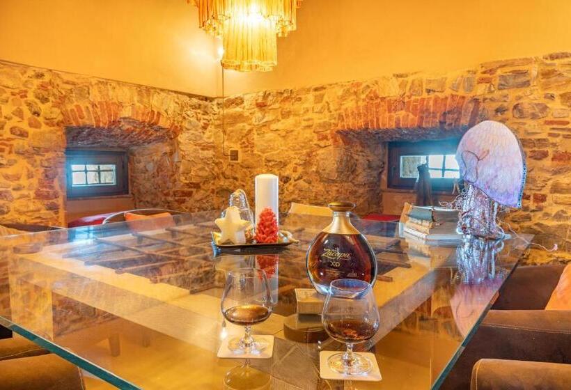 בית מלון כפרי Torre Mozza   Dimora D  Epoca