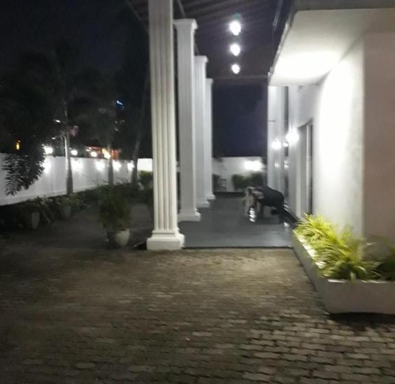 فندق The Kingston