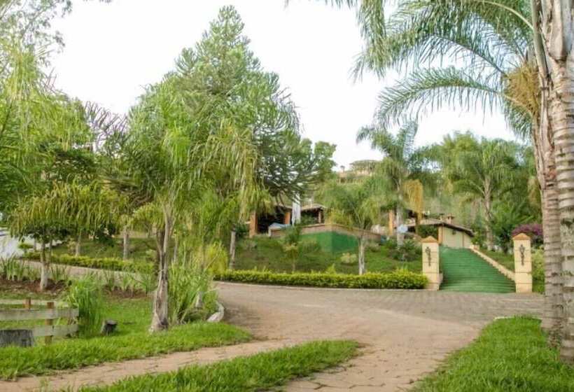 בית מלון כפרי Vila Chico