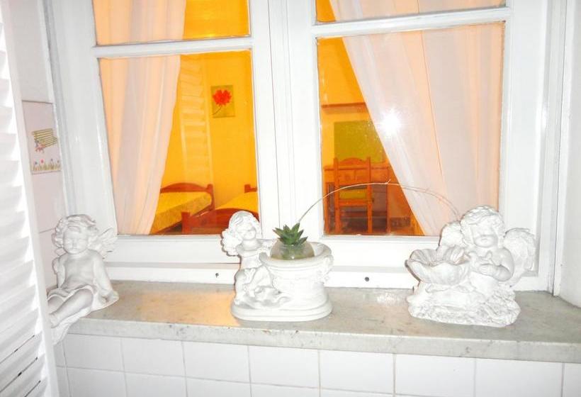 هاستل La Casa Del Girasol Residencia Universitaria