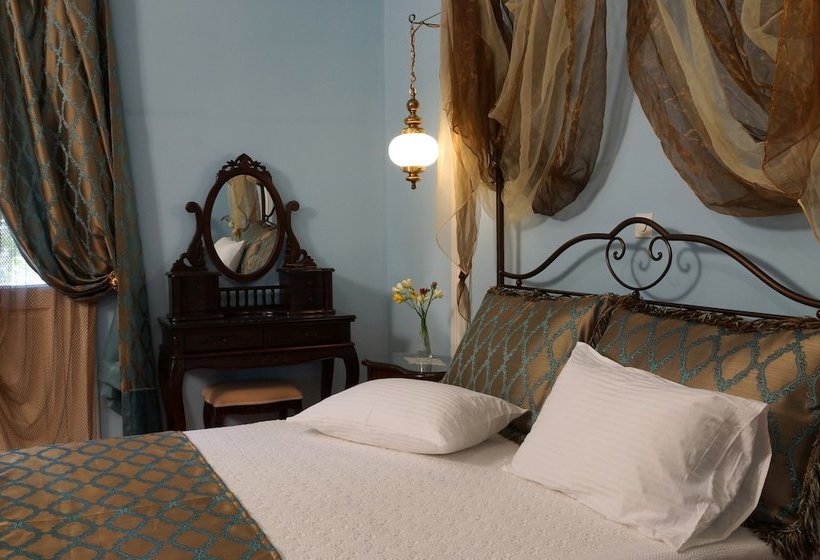 Athens Family Apartments