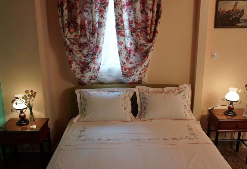 Athens Family Apartments