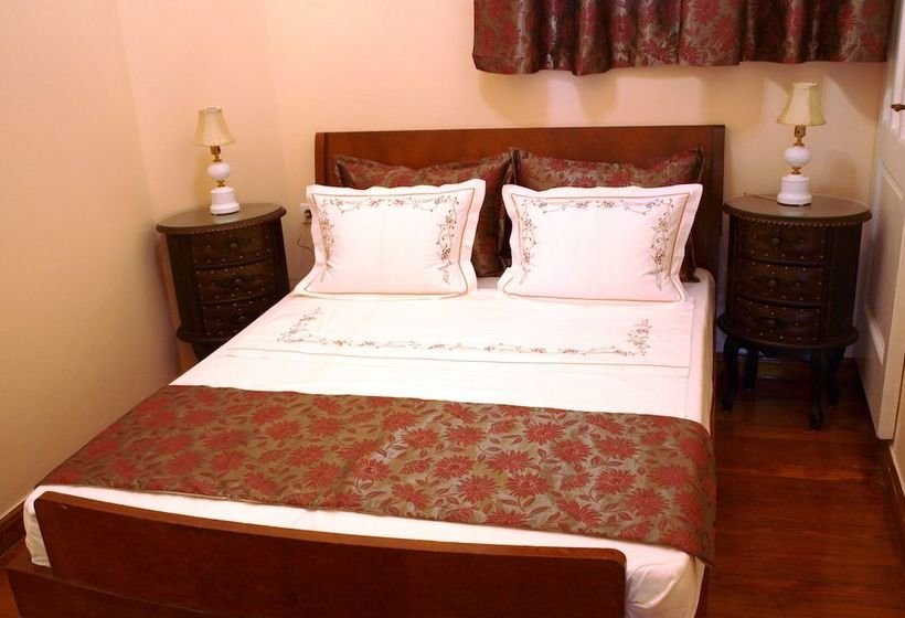 Athens Family Apartments