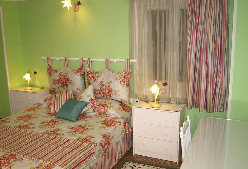 Athens Family Apartments