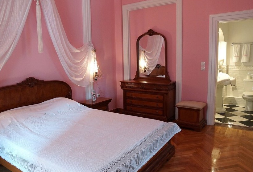 Athens Family Apartments