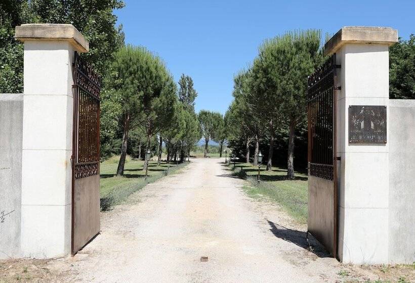 مبيت وإفطار Justin De Provence