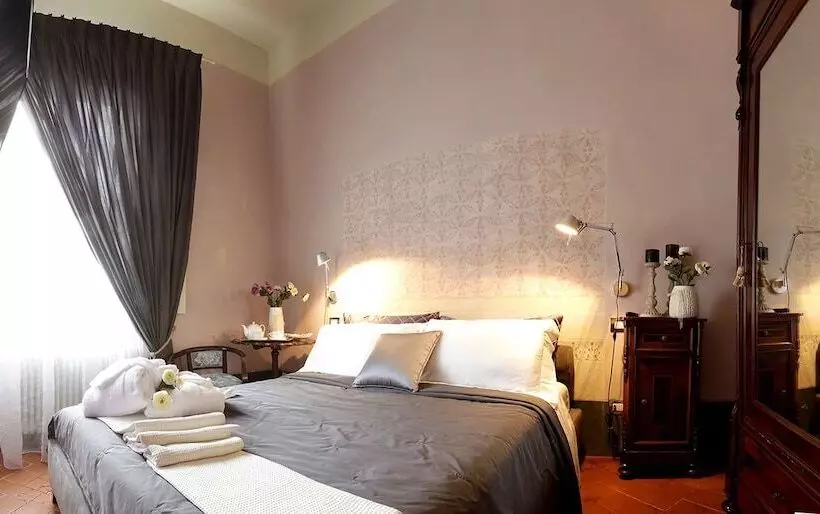 تختخواب و صبحانه Residenza D Epoca  Santa Caterina