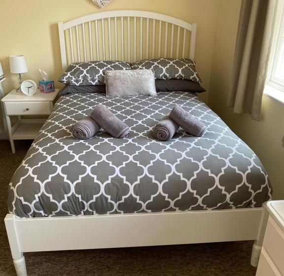 민박 The Ashville Mews