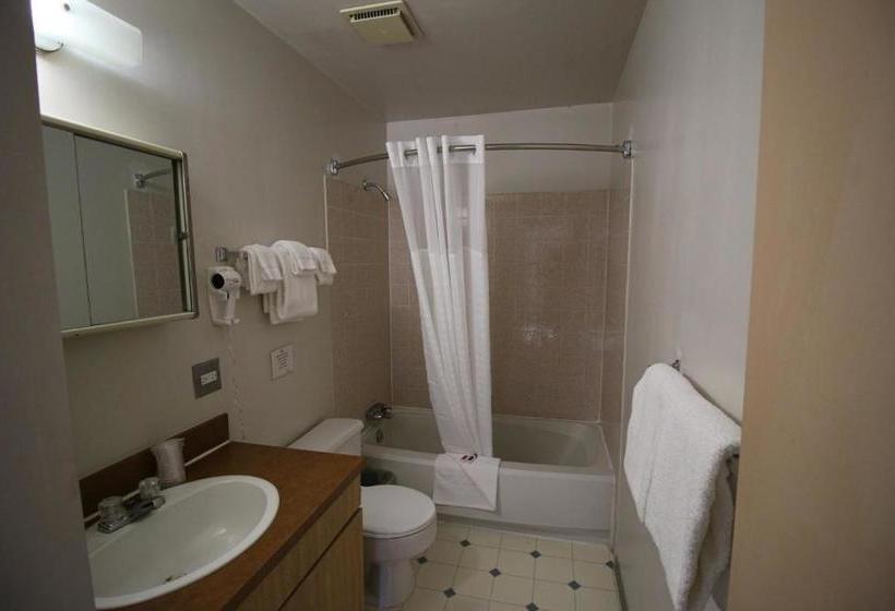 מוטל Bighorn Inn & Suites