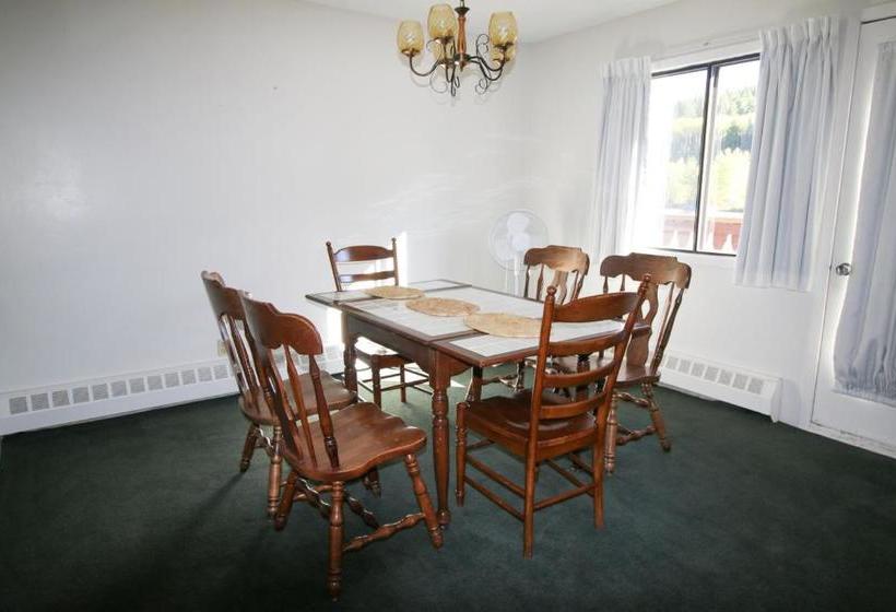 מוטל Bighorn Inn & Suites