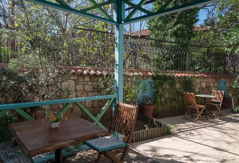 Delight Deluxe Aparts