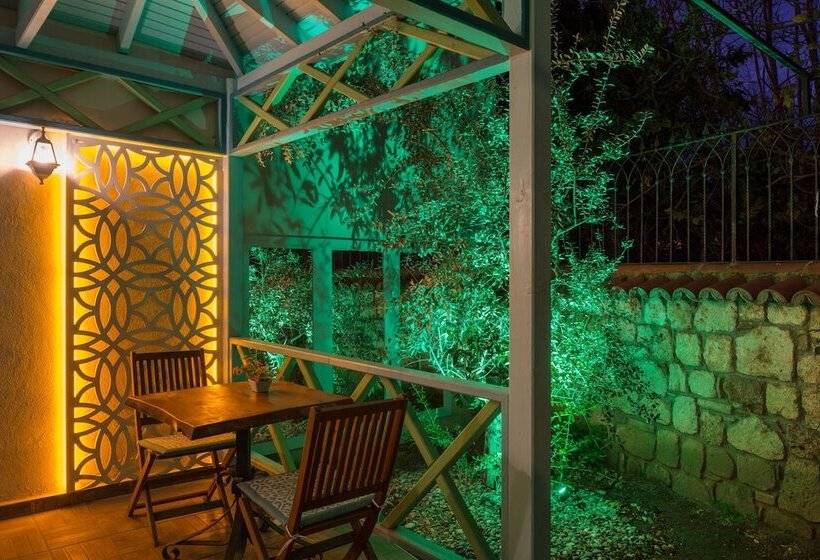 Delight Deluxe Aparts