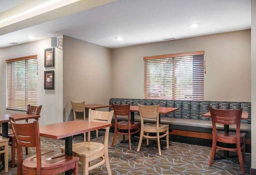 בית מלון כפרי Americinn By Wyndham Winona