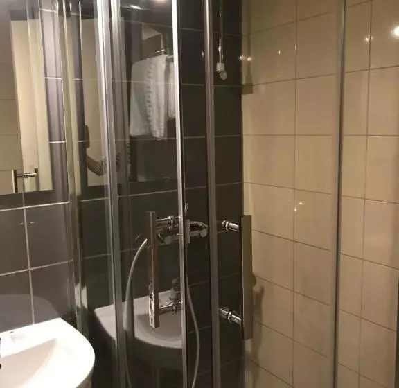 ホテル Fast