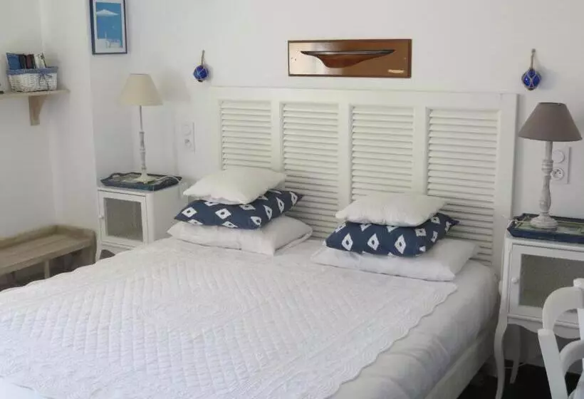 ホテル Hôtel Les Embruns Sables D'olonne