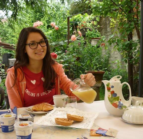 L'adele Bed & Breakfast