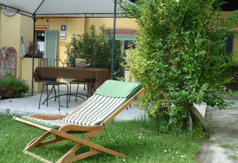 L'adele Bed & Breakfast