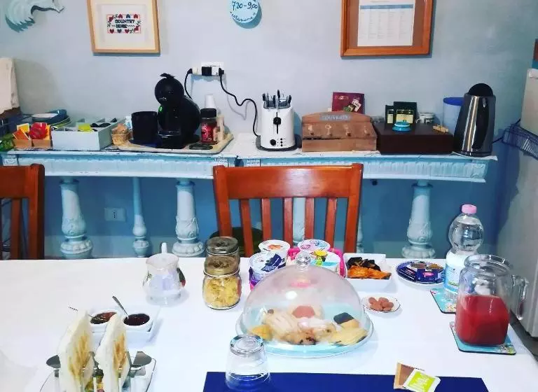 L'adele Bed & Breakfast