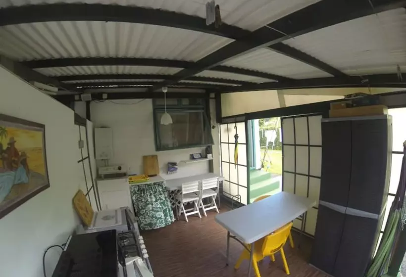 پانسیون Teavapiti Lodge