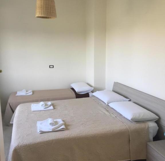 تختخواب و صبحانه Bed&breakfast Riccio&lella