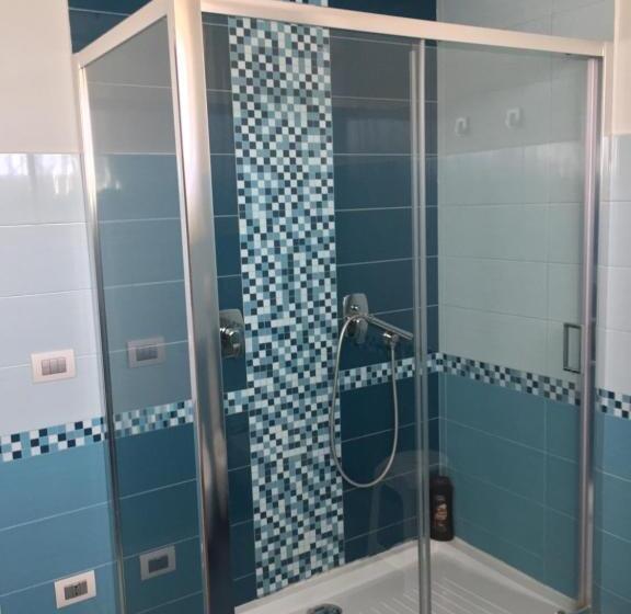 تختخواب و صبحانه Bed&breakfast Riccio&lella