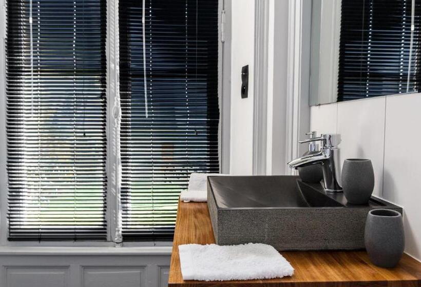 مبيت وإفطار Maison De La Garenne & Spa