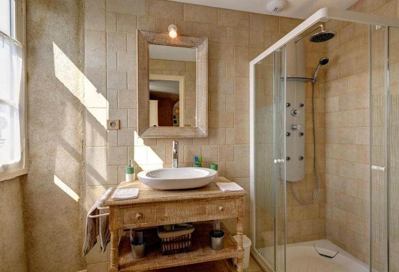 مبيت وإفطار Maison De La Garenne & Spa