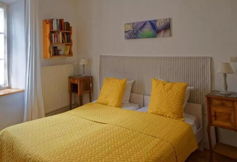 ベッドアンドブレックファースト Maison Rives   Village Du Livre De Montolieu