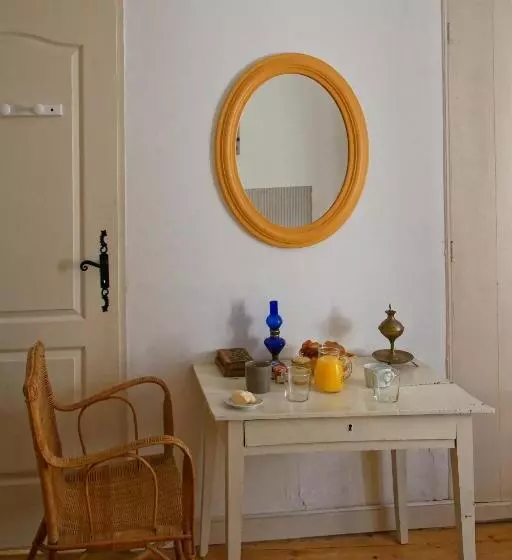 ベッドアンドブレックファースト Maison Rives   Village Du Livre De Montolieu