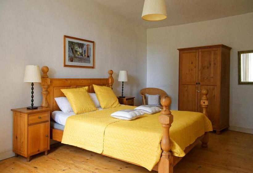 Bed and Breakfast Maison Rives   Village Du Livre De Montolieu