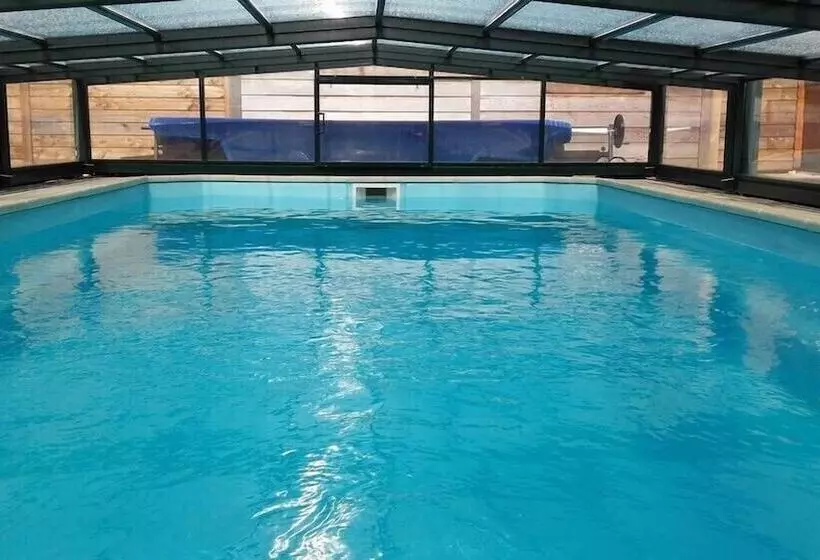 ベッドアンドブレックファースト Manoir De La Baronnie