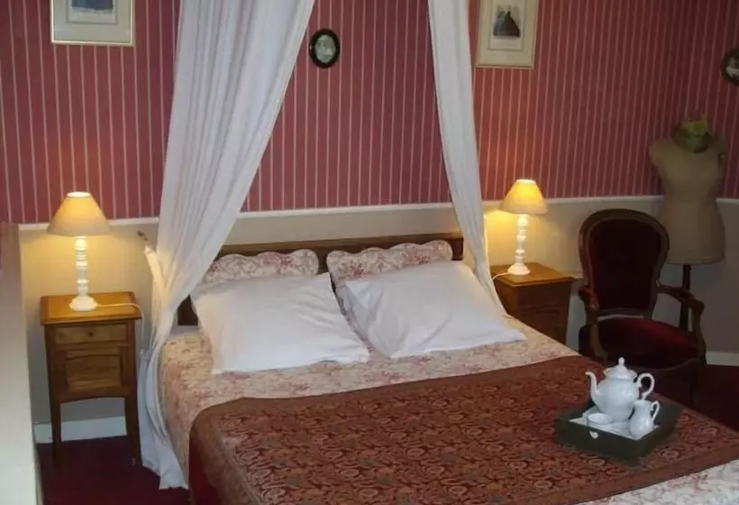 ベッドアンドブレックファースト Manoir De La Baronnie