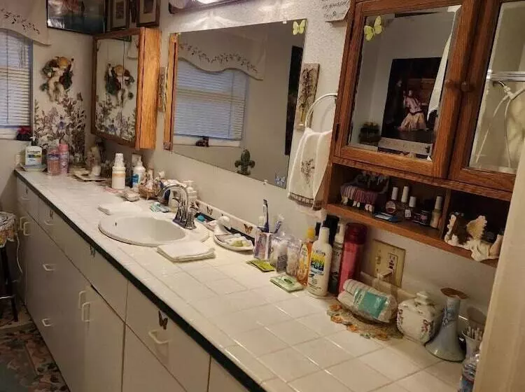 Aamiaismajoitus (B&B) Scott Creek Farm