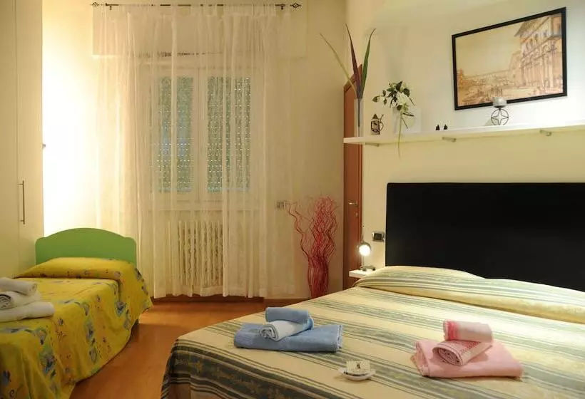 تختخواب و صبحانه Zeus Rooms Superior