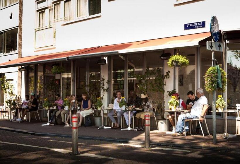 צימר Zwanestein Canal House