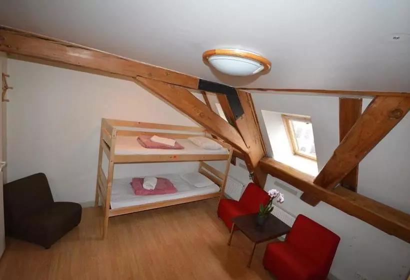 Doma Hostel